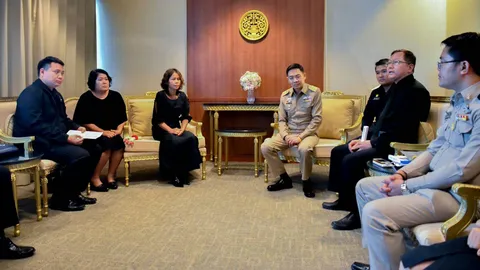 ครูเมืองสกลฯ แพะคดีขับรถชนคนตาย ขอบคุณรองปลัด ยธ. ช่วยได้รื้อคดีใหม่