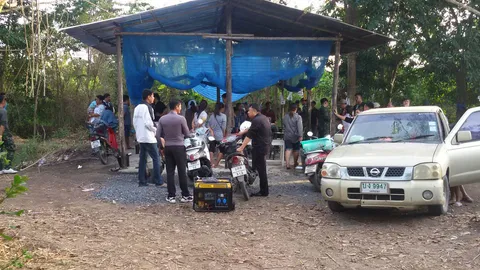 วางแผนนับเดือน บุกทลายบ่อนไฮโล กลางป่าที่ปทุมฯ รวบ 42 นักพนัน 