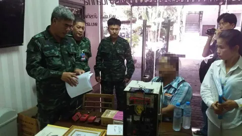 จับทหารเก๊! เปิดบริษัทยามในชลบุรี ติดรูปยศพันเอกหรา อ้างไว้โชว์บารมี