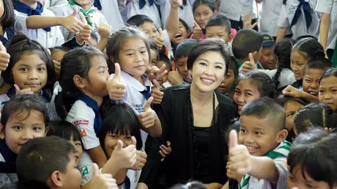 ร่วมเฟรมกับเด็กๆ