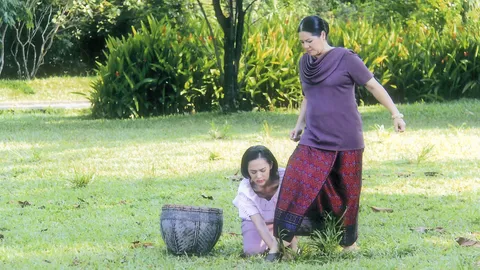 เหมียว จัดหนัก ทับทิม เหยียบมือแทบแหลก