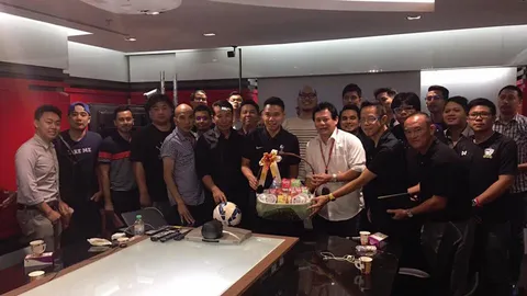 'ทรู' ดึง 'เปาโค้ช' ติวเข้มกฎใหม่ให้ 'คอมเมนเตอร์-นักพากย์'