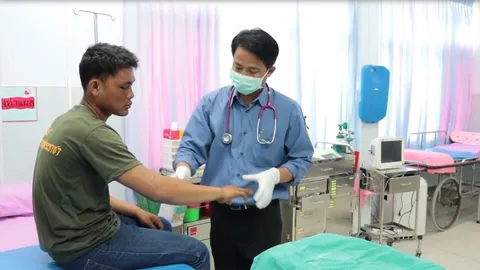 กราบหัวใจ หมอจารึก-บุคลากรรพ.ดอนจาน แม้กันดารขาดแคลนแต่จะสู้เพื่อคนไข้