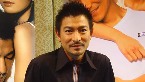 ตกม้าบาดเจ็บ 