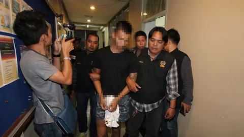 บก.น.4 รวบชายอ้างเป็นทหาร ยิงปืนใส่รถคู่กรณีช่วงหลบหนี