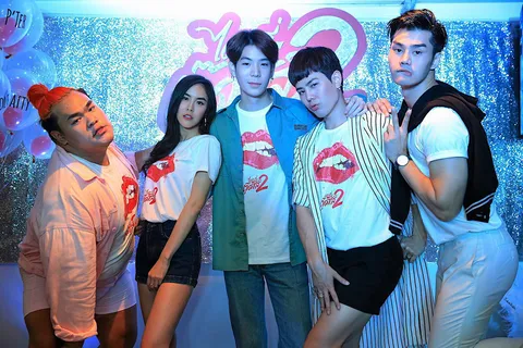 ตุ๊ดซี่ส์ซีซั่น2เผ็ชคักๆ