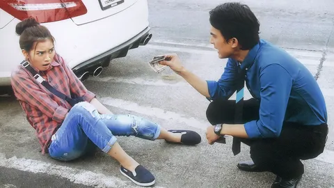 พาย แสบ!โดดตัดหน้ารถ บอส เสียค่าโง่ราคาแพง