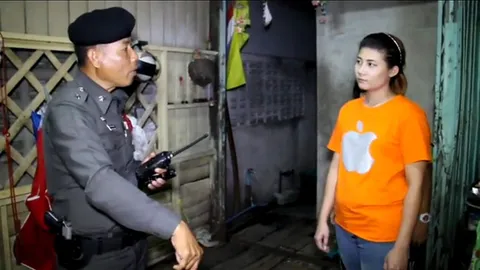 เสี่ยโมโหเมีย อุตส่าห์มาตามไม่ยอมกลับ ชักปืนยิงบ้านแม่ยายระบายแค้น