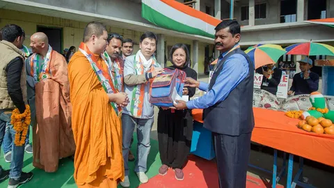 คณะสงฆ์ไทยได้รับเกียรติ เป็นประธานเชิญธงชาติ เนื่องในวันชาติอินเดีย 