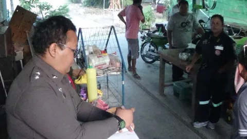 น้อยใจแฟนไม่มาหา หนุ่มผูกคอดับ แม่ช็อกจะไปใส่บาตร เจอศพในตู้เสื้อผ้า  