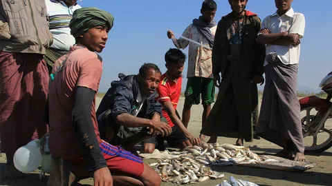 บังกลาเทศ เล็งขนโรฮีนจาปล่อยเกาะ