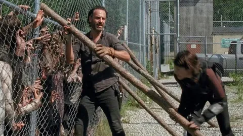 กลับมาสยองแล้ว