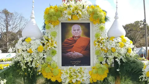 ตั้งโรงทาน 100 โรง รับมหาชนร่วมพระราชทานเพลิงศพ หลวงพ่อสมพงษ์ ขันติโก