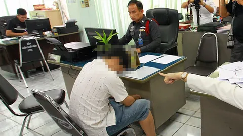 เอกซเรย์-จับอกคนไข้ ผช.รังสีเทคนิคในรพ.ถลกชั้นใน ทำอนาจารนศ.สาว รถล้มหัวฟาด