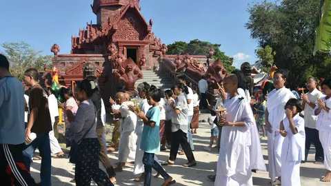ศรีสะเกษ เปิดโครงการมาฆบูชาอาเซียนและนานาชาติ