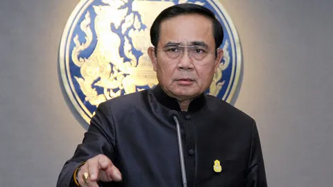 'ลุงตู่' ห่วง ! ฝากสาวๆ 'วาเลนไทน์' นี้ รักนวลสงวนตัว