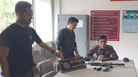 ตร.ระแงะ ยึดปืนสงคราม-จยย.ต้องสงสัย ขยายผลบุกยิงเถ้าแก่ยางที่ยี่งอ