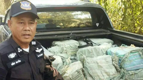 ตร.ลำปาง สกัดจับแก๊งยาบ้า ซิ่งฝ่าด่าน ยิงล้อรวบได้ 1 ยึด 2 ล้านเม็ด