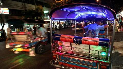 ดันใช้ "ตุ๊กตุ๊กไฟฟ้า" ทั่วประเทศใน 5 ปี