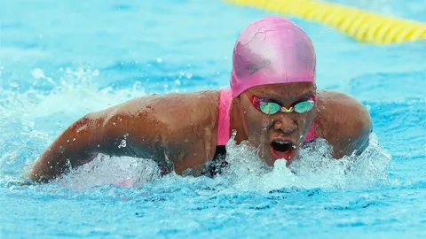 จุฬาฯกวาดทองว่ายน้ำ ‘หมอนอิง’ ทุบสถิติกีฬาปัญญาชน