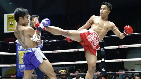 'ธนูทอง' ผยองเดช! ชนะคะแนน 'กุมารทอง' คู่เอกลุมพินี