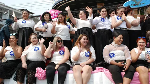 ไม่ใหญ่อย่ามา! สาวแท้ สาวเทียม แห่สมัครเวที ธิดาช้างเมืองย่า 