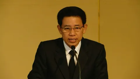 'ไก่อู'ปัดไม่รู้รัฐจ่อขึ้นภาษี 'น้ำเมา' ยันนายกฯไม่ใช้ ม.44 พร่ำเพรื่อ