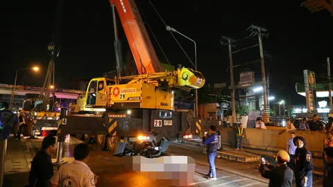 หนุ่มพาสาวซิ่งย้อนศรลอดอุโมงค์บางพลัด ชนท้ายรถเครนทำตอม่อรถไฟฟ้าดับคู่