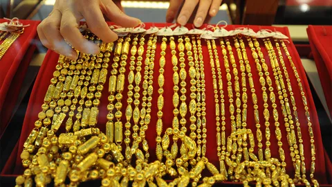 ทองคำเปิดตลาดลง 50 บาท รูปพรรณขายบาทละ 20,900