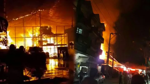 ไฟไหม้ โรงงานไม้แปรรูปย่านบางบัวทอง วอด 4 โกดัง ไร้คนเจ็บ (ชมคลิป)