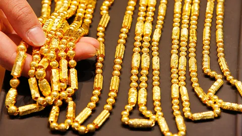 ทองคำเปิดตลาดลดลง 100 บาท รูปพรรณขายบาทละ 20,800