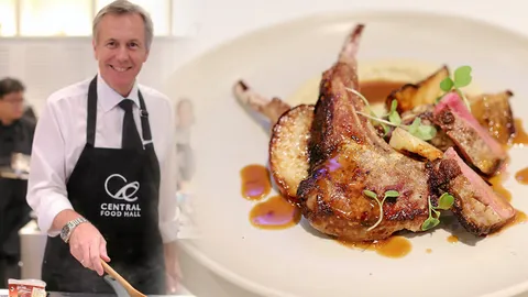 ซี่โครงแกะกับชิกพีพูเร่ และมิ้นท์ซอส