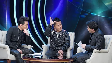 “ผีหลอก!” 