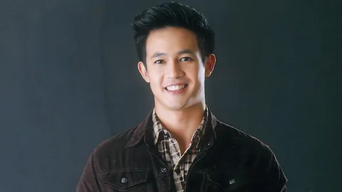 แชมป์ เขินหูแดง ชม มิว น่ารักใจดี