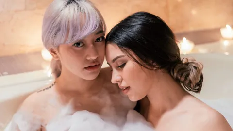 จีน่า ดี ปลื้มสาวอยากเป็นเมีย กระแสแรง‘หญิงรักหญิง’