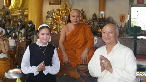 มิตซูโอะควงน้องแอน ย่องเงียบจากญี่ปุ่น ลงนะหน้าทองกับพระอาจารย์แดง