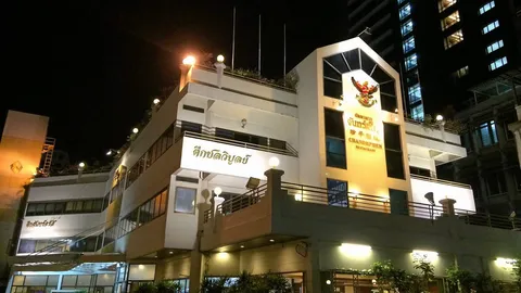 ชายทะเลจันทร์เพ็ญ หนึ่งในตำนาน “ไก่ย่าง”