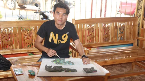 สุดปีติ! สถาปนิกหนุ่มอุตรดิตถ์ 1 ใน 19 คน ทำงานศิลป์ประกอบพระเมรุมาศ