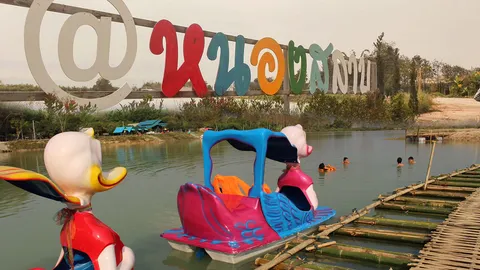 'เชียงของ' เปิดตลาดน้ำหนองสลาบ ชูแหล่งท่องเที่ยวเสริมเขตเศรษฐกิจพิเศษ