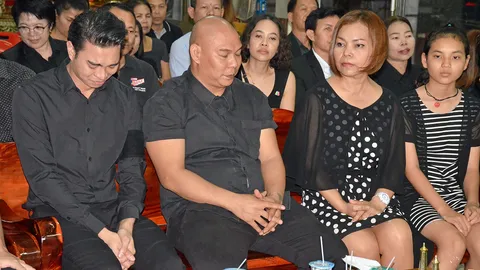 ร่วมงานศพ