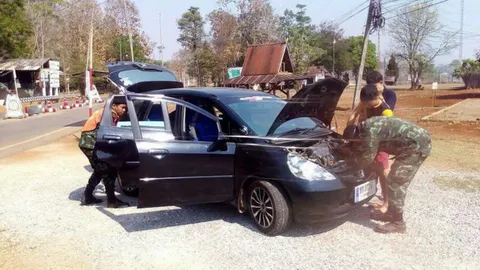 โซเชียลเผยภาพทหาร ตรวจค้นรถหนุ่มลาหู่ จี้ปมคาใจมีระเบิดจริงหรือไม่