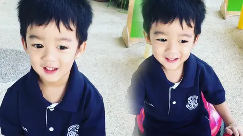 ฉายแววหล่อ! 'น้องณดล' หายป่วยเเล้ว ไปโรงเรียนเเจกความสดใสน่ารัก (ชมคลิป)