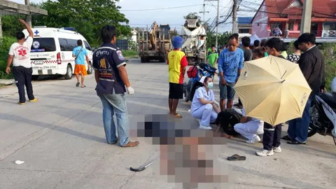 สลด! รถผสมปูนรีบออกตัว ทับยายร่างเละ ญาติร่ำไห้กอดศพ