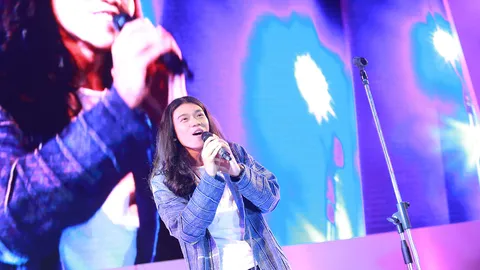 คุ้มค่าการรอคอย 15 ปี! พอส จัดเต็มคอนเสิร์ต พอส แอนด์ เพลย์