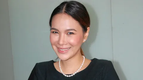 'โบวี่' ขำ 'โอม' เซอร์ไพรส์วันเกิดหวิดงานกร่อย สารภาพคิวแน่นไม่ว่างเจอทำแฟนหนุ่มน้อยใจ