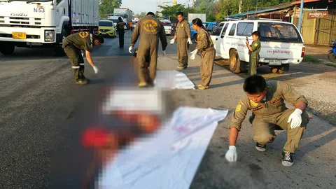 ร่างเละเกลื่อนถนน ยาย 63 ปี ถูกรถเฉี่ยว ทับซ้ำหลายคัน