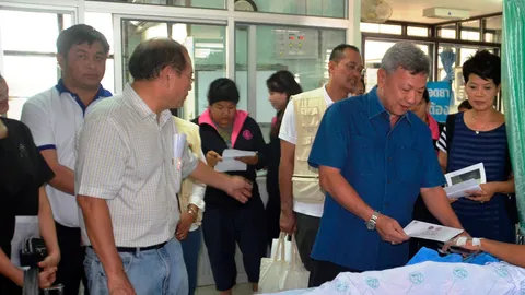 โชเฟอร์หลับใน พาทัวร์ตราดพลิกคว่ำ จ่ายศพละ 3 แสน พบคนเจ็บไม่คาดเบลท์