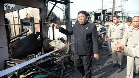 ไหม้ชุมชนร้อยปี ย่างสด ‘หญิงชรา’