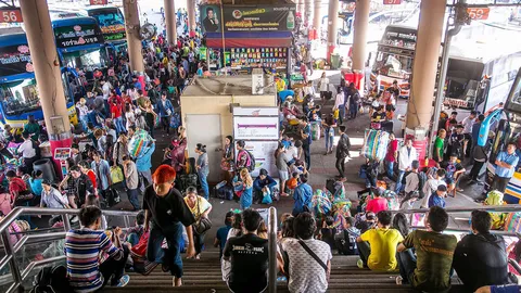 บขส.แน่น! คนแห่กลับต่างจังหวัด ฉลองสงกรานต์ ทะลักกว่า1.2ล้านแล้ว