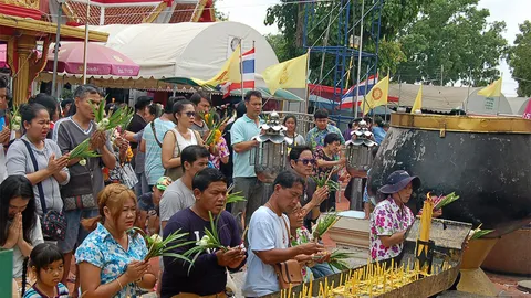 งานวันเกิด"สมเด็จโต” 229 ปีแน่นวัดสะตือ